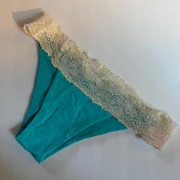 Beach Bunny Lady Lace Bikini Bottom AS is - Picture 8 of 8